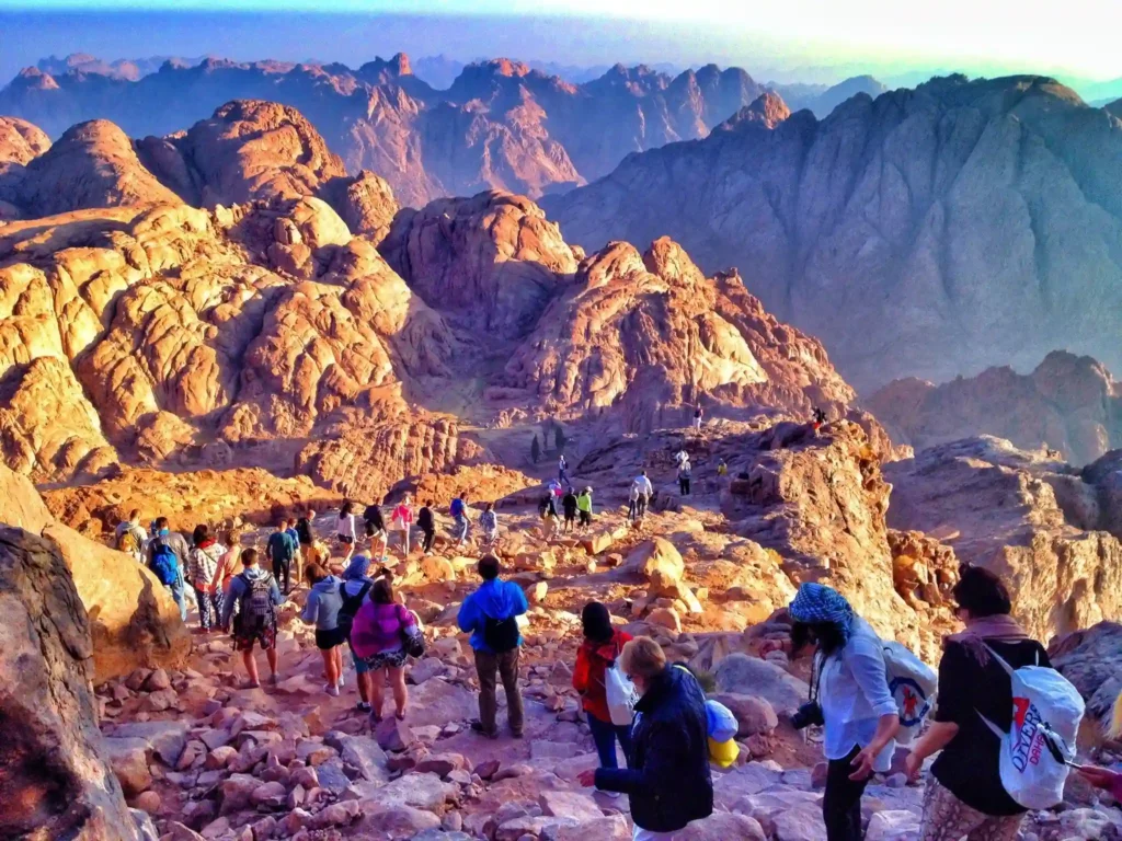 climbing-mount-sinai